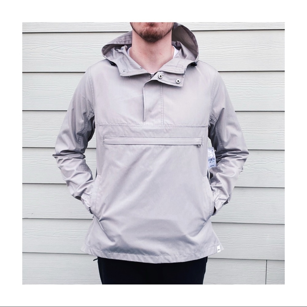 (PacSun) Modern Amusement Windbreaker Pullover (S)